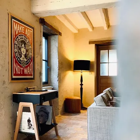 Guest house La Clef Des Champs 61 *